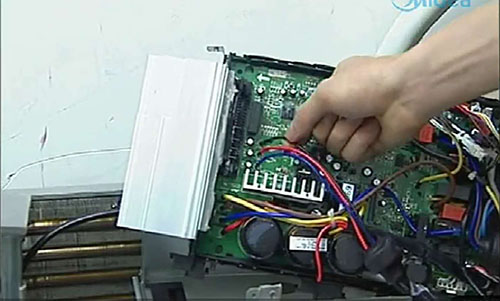 小店美的空调电话是多少