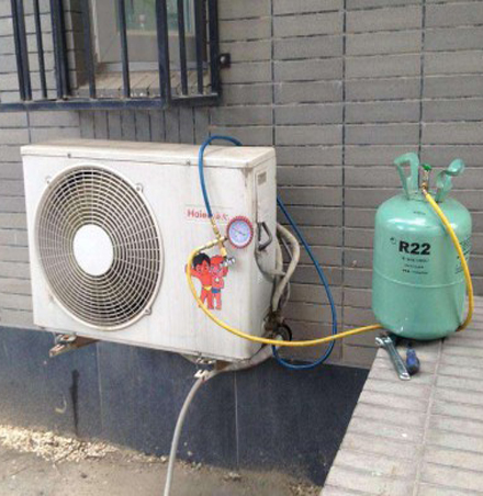 小店空调加氟