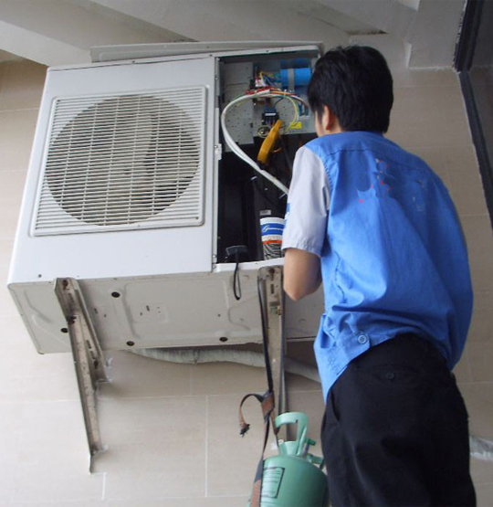 小店空调开机无反应维修